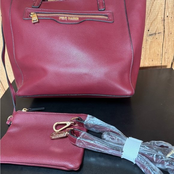 Rebecca Minkoff Handbags - Steve Madden Large Faux Pebbled Leather Tote Crossbody Bag EUC Burgundy/Brown